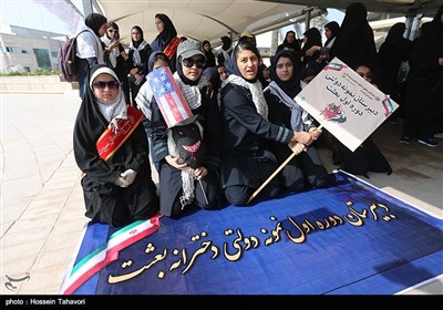 Rallies Held in Iranian Cities to Mark US Embassy Takeover