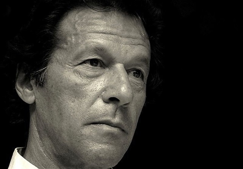 عمران خان نے امریکہ کو طالبان سے لڑنے کی بجائے پاکستان کے تعاون سے مذاکرات کرنے کا مشورہ دیدیا