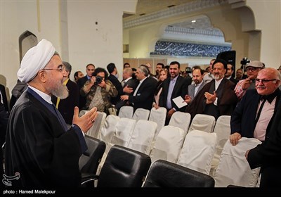ورود حجت‌الاسلام حسن روحانی رئیس‌جمهور به مراسم افتتاحیه بیست و دومین نمایشگاه بین‌المللی مطبوعات و خبرگزاری‌ها