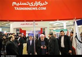 بازدید حجت‌الاسلام حسن روحانی رئیس‌جمهور از غرفه خبرگزاری تسنیم در بیست و دومین نمایشگاه بین‌المللی مطبوعات و خبرگزاری‌ها