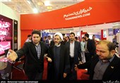 بازدید عضو کمیسیون فرهنگی مجلس از غرفه تسنیم