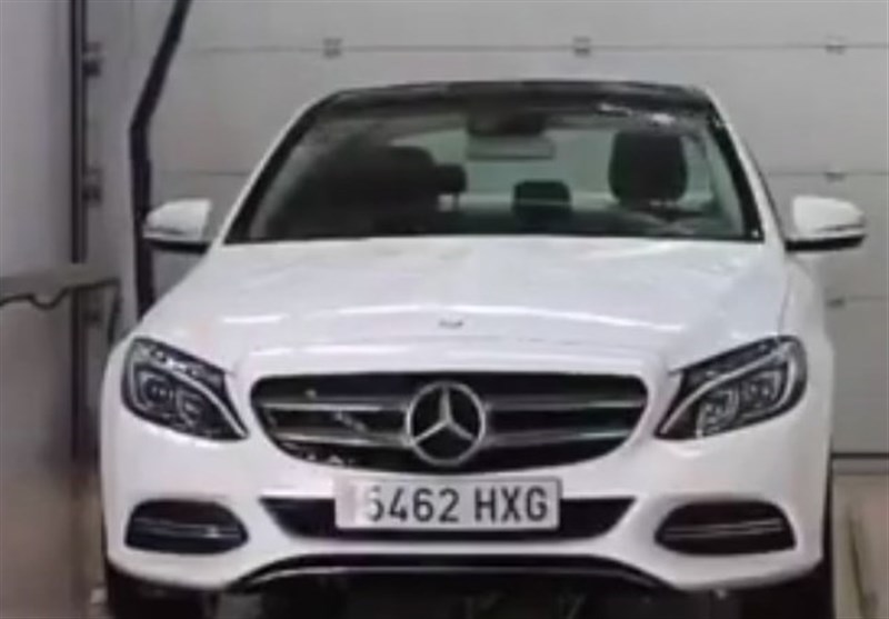 فیلم/شستشوی خودرو به صورت تمام اتوماتیک