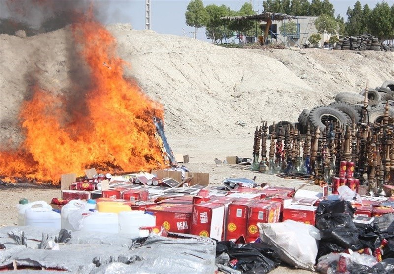 13.7 میلیارد ریال مواد غذایی قاچاق در بوشهر معدوم شد