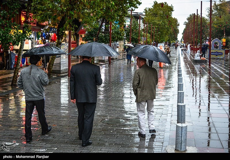 بارش باران و برف استان مرکزی را فرا می‌گیرد