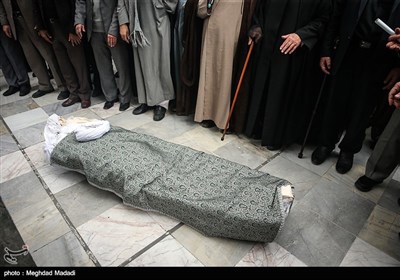 مراسم تدفین پیکرحجت الاسلام شجونی