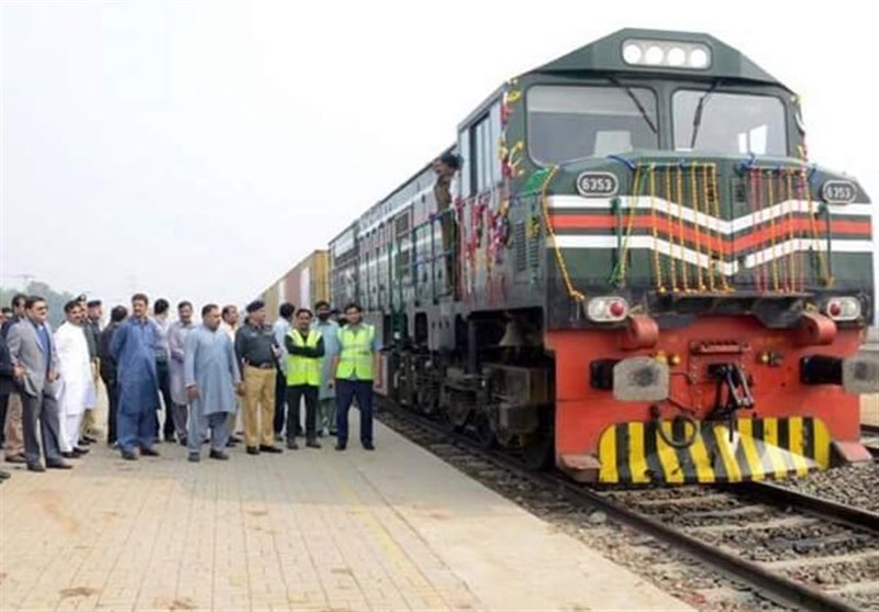 چینی حکومت کراچی سرکولر ریلوے منصوبے کو بھی سی پیک میں شامل کرے، حکومت پاکستان کی درخواست