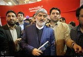 علی مطهری از غرفه خبرگزاری تسنیم بازدید کرد