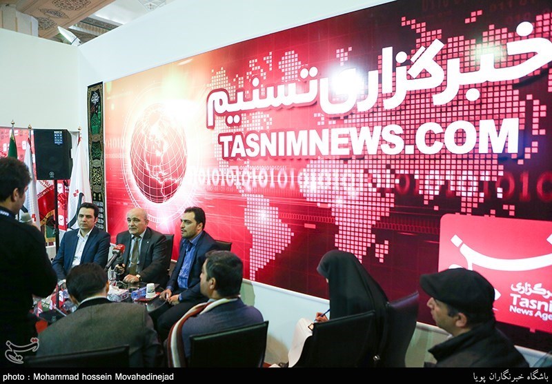 کنفرانس خبری سفیر روسیه در تهران در غرفه خبرگزاری تسنیم