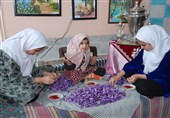 نخستین جشنواره زعفران طلای سرخ بهاباد