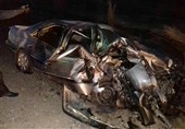 یک دستگاه خودرو در جاده الموت-قزوین به دره سقوط کرد