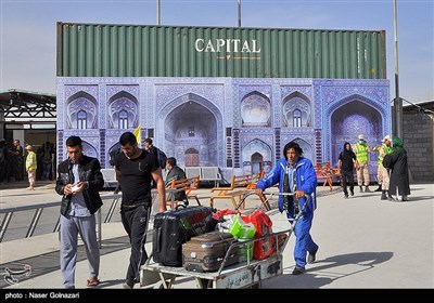 Arbaeen Pilgrims at Iran’s Mehran Border Crossing