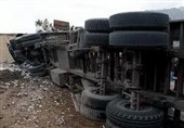 واژگونی کامیون در لرستان یک کشته و یک مجروح برجای گذاشت