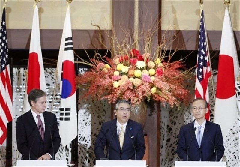 Japan, S. Korea Ink Controversial Intelligence Deal