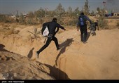 پیاده روری زائران اربعین حسینی -نجف به کربلا