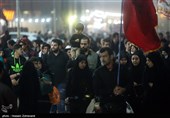 راهپیمایی شبانه زائران اربعین حسینی -نجف به کربلا