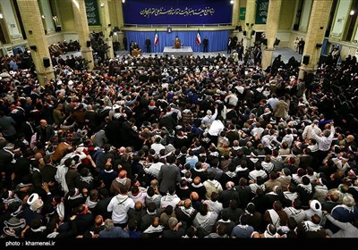 Ayatollah Khamenei Meets A Group of People from Isfahan