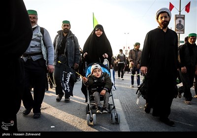 زائرین خردسال حرم اباعبدالله الحسین (ع)