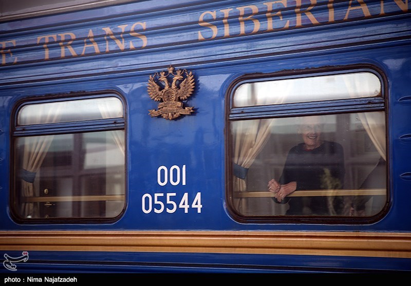 Int&apos;l Tourists Touring Iran by Luxury Train (+Photos)