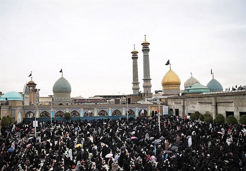 Huge Crowds of People Attend Procession in Tehran on Arbaeen