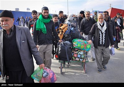 عودة زوار أربعینیة الإمام الحسین (ع) إلى البلاد ـ معبر مهران
