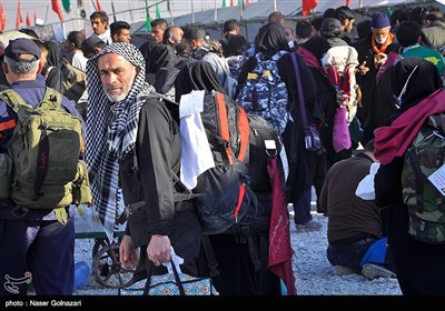 Iranian Pilgrims Returning Home from Iraq after Arbaeen