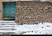 بارش برف در روستای زیارت - گلستان