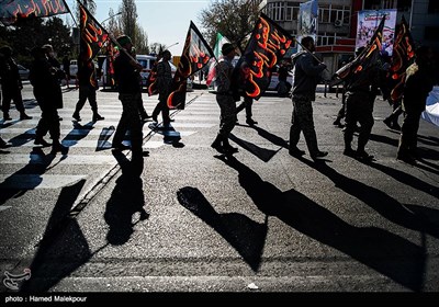 راهپیمایی بسیجیان به سمت نماز جمعه تهران