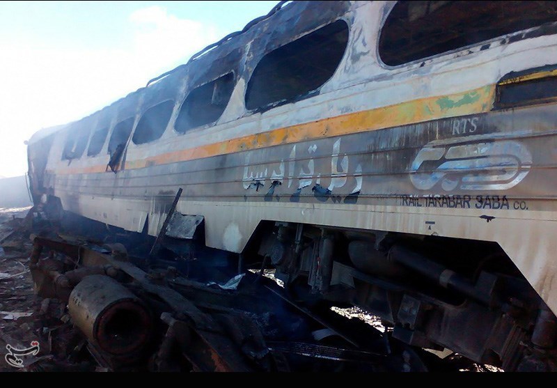 برخورد دو قطار مسافربری در سمنان