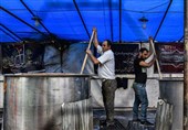 44 تن آش نذری در شیراز طبخ شد