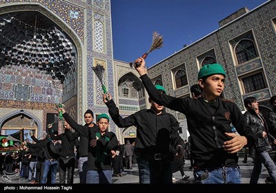 Imam Reza Holy Shrine Hosts Mourning Pilgrims