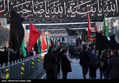 Imam Reza Holy Shrine Hosts Mourning Pilgrims