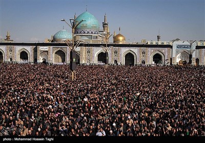 Imam Reza Holy Shrine Hosts Mourning Pilgrims