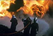 واژگونی تانکر نفت کش محور خرم‌آباد - بروجرد را به آتش کشید
