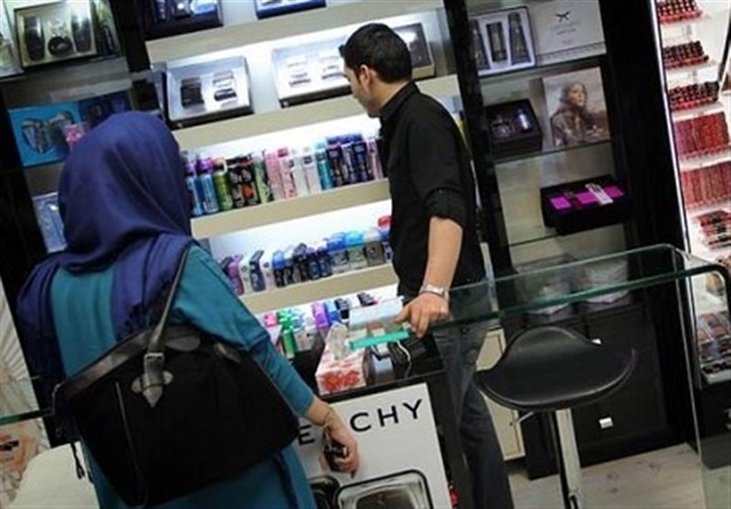 پلیس اجازه جولان به مافیاهای لوازم آرایشی و بهداشتی در زنجان را نمی‌دهد