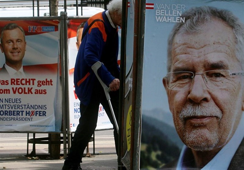 First Polling Stations Open in Austrian Presidential Rerun