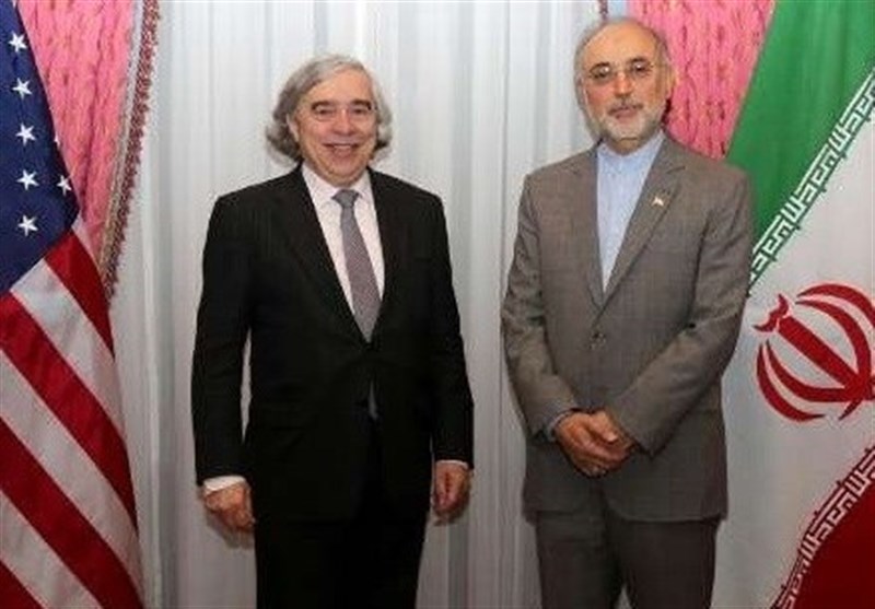 صالحی یبلغ وزیر الطاقة الامریکی احتجاج ایران الشدید على تمدید العقوبات