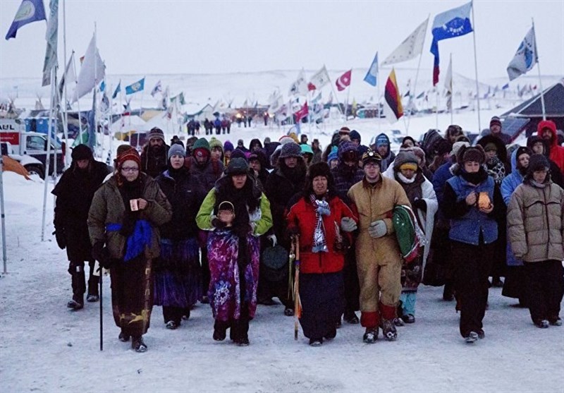 US Shutting Down Dakota Access Oil Pipeline Protest Camp