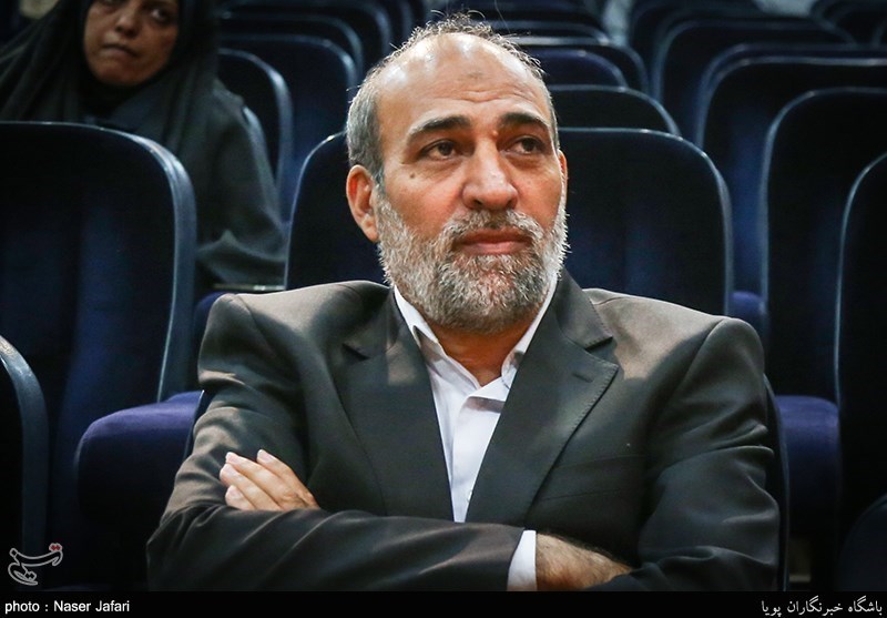 فروزنده: روسای قوا برای حمایت از کالای ایرانی ستادی مشترک تشکیل دهند