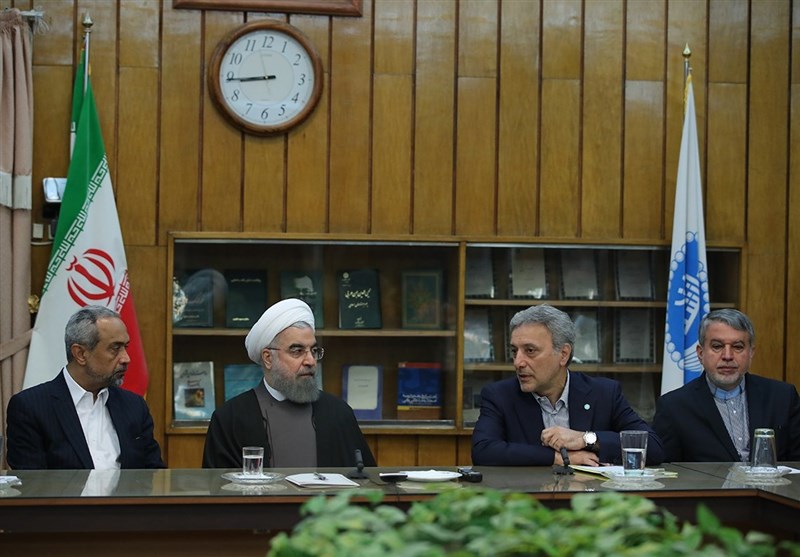 نشست رئیس‌جمهور با رئیس و اعضای هیئت‌رئیسه دانشگاه تهران برگزار شد