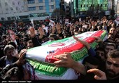 پیکر مجاهد انقلابی «محمدحسین خاکساران» در قزوین تشییع و خاکسپاری شد