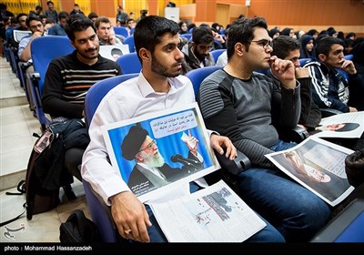 نشست دانشجویی اشرافیت مسئولین در دانشگاه امیرکبیر