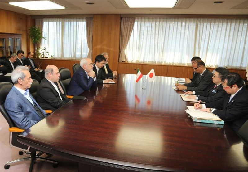 دیدار ظریف با وزیر اقتصاد، تجارت و صنعت ژاپن