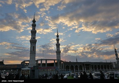 مسجد جمکران در سالروز آغاز امامت حضرت مهدی (عج)