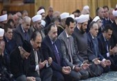 حضور اسد در مراسم میلاد پیامبر اکرم (ص) در یکی از مساجد دمشق