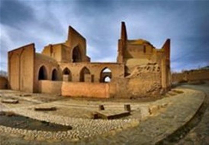 مسجد جامع تاریخی 700 ساله فرومد سمنان مرمت شد