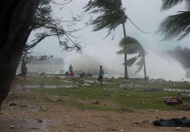 Cyclone Batters Southwestern India Coast Killing 14, Many Missing