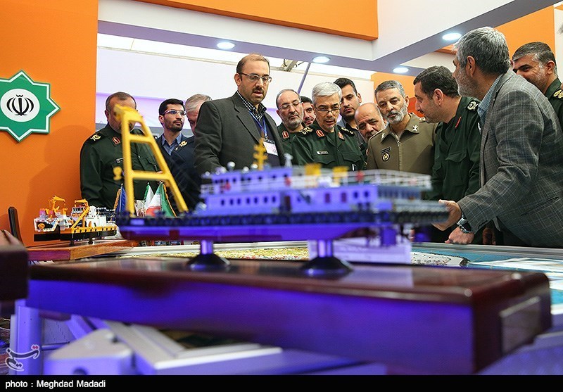 سرلشگر باقری از نمایشگاه اقتدار سپاه در عرصه سازندگی بازدید کرد