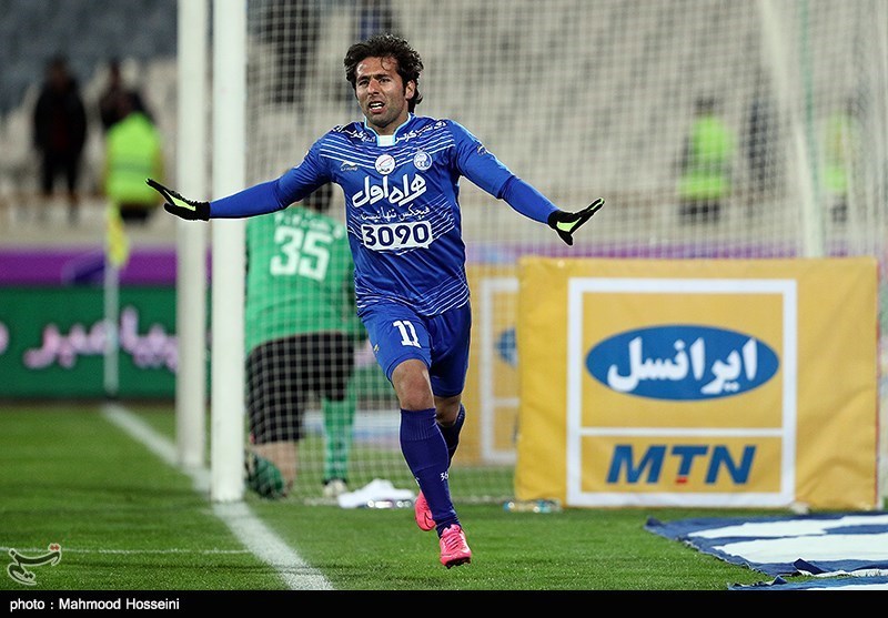 Esteghlal Edges Past Padideh in IPL