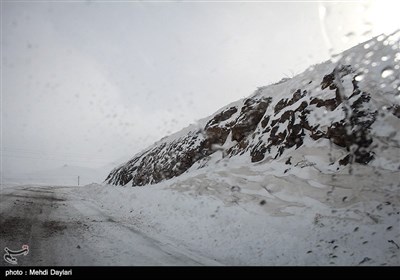 برف و راه بندان در جاده های منتهی به اهر