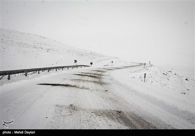 برف و راه بندان در جاده های منتهی به اهر